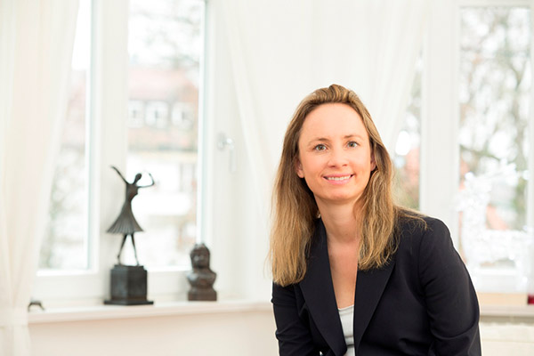Angelika Schmid - Immobilienmakler Stuttgart